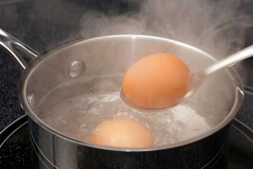 Kako kuvati jaja a da ne puknu? - Recepti i Kuvar online