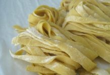 Sveža domaća testenina