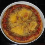 Pizza al tonno - Sandra Stojiljković Cvetković - Ricette e ricettario online