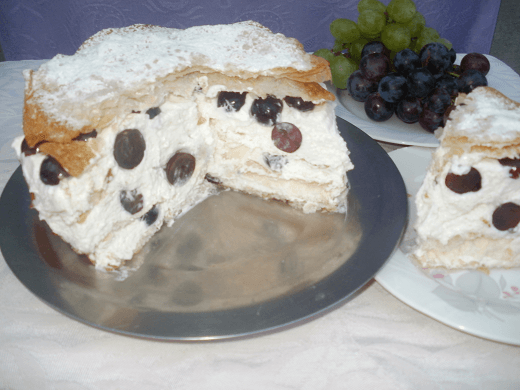 Lagana torta sa grožđem - Zuzana Grnja - Recepti i Kuvar online