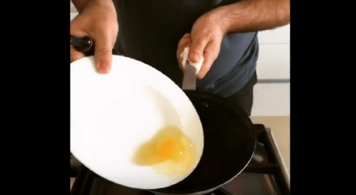 Slavni kuvari preporučuju da je baš ovo savršen način da spremite jaje na oko - BKTVnews - Instagram
