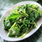 A simple recipe for a quick lunch - Spinach with garlic - Recipes and Cookbook online