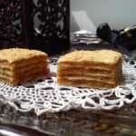Torta quaresimale al caramello rosa (cubetti) - Kristina Gašpar - Ricette e libro di cucina online