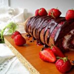 Roll with strawberries - Kristina Gašpar - Recipes and Cookbook online