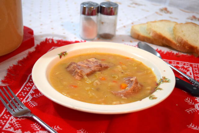 Beans with sauerkraut - Novka Ćorda - Recipes and Cookbook online