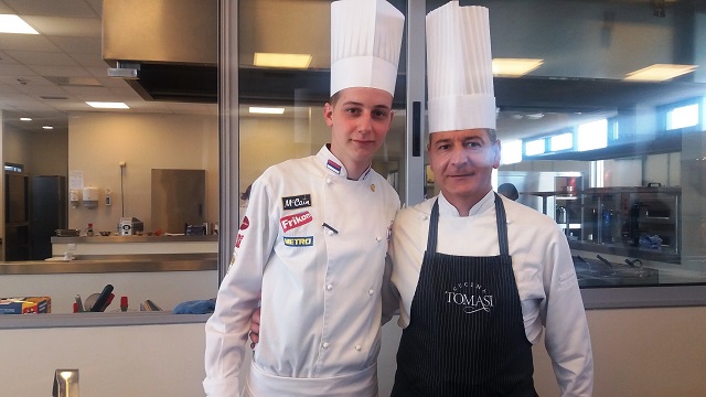Finger food master Gianluka Tomazi held a master class for Serbian chefs at the METRO HoReCa Center