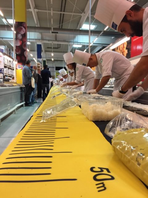Napravljena najduža suši rolnica od 50 m u Srbiji! - Metro Cash & Carry Srbija