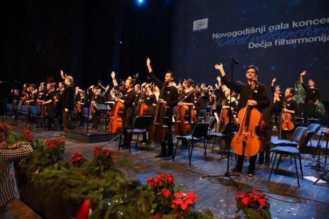Dečja filharmonija održala svoj tradicionalani novogodišnji gala koncert