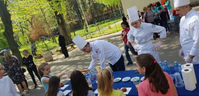 Humanitarna akcija mladih kuvara iz Junior Chef Club-a