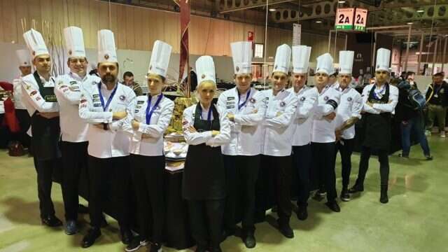 Mladi kuvari iz Srbije osvojili srebro u Luksemburgu! Tim Junior Chefs Cluba Srbije - Luksemburg 2018.