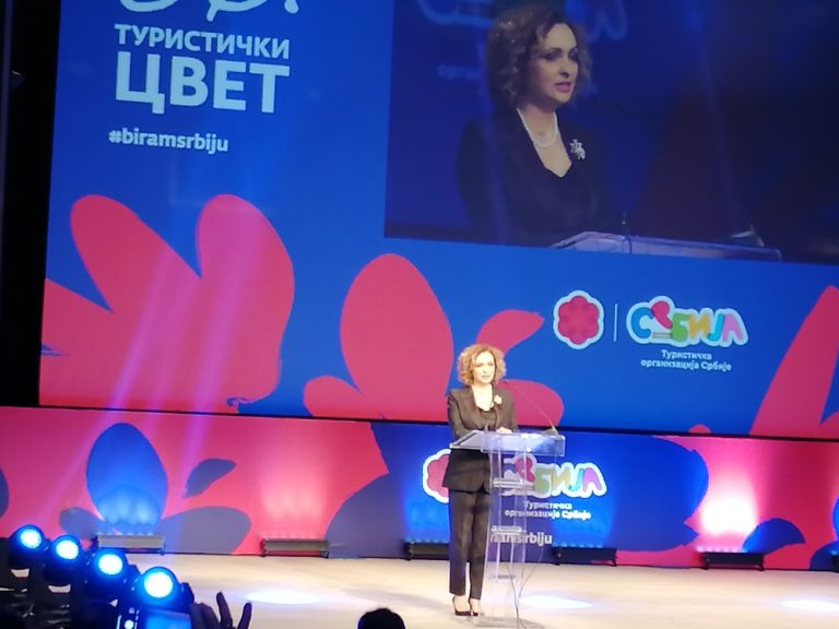 Pohovana piletina u rerni – Recepti i Kuvar online