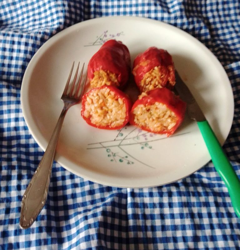 Posna paprika punjena kupusom