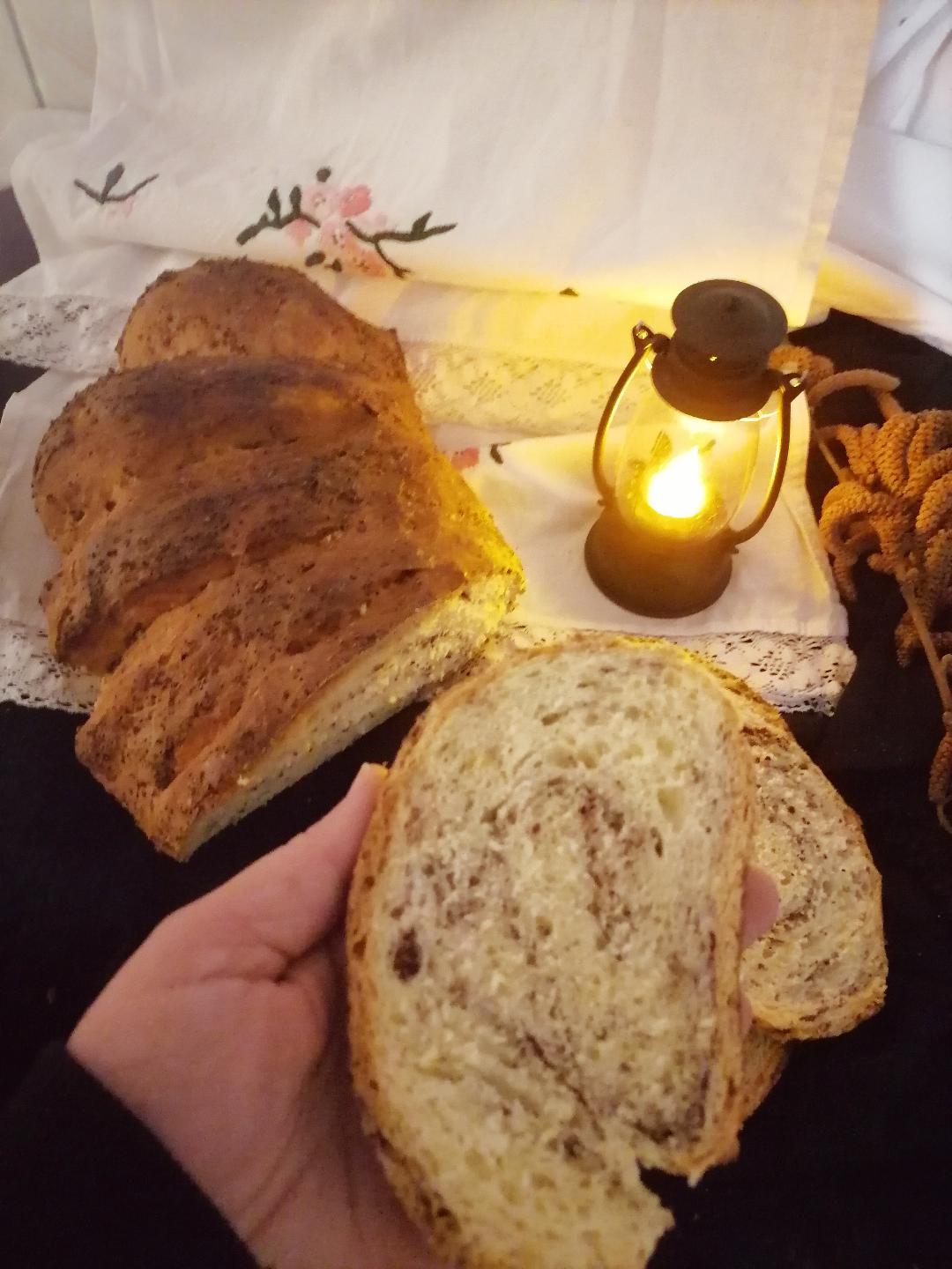 Hleb sa sušenim resicama leske - Verica Poznanović - Recepti i Kuvar online